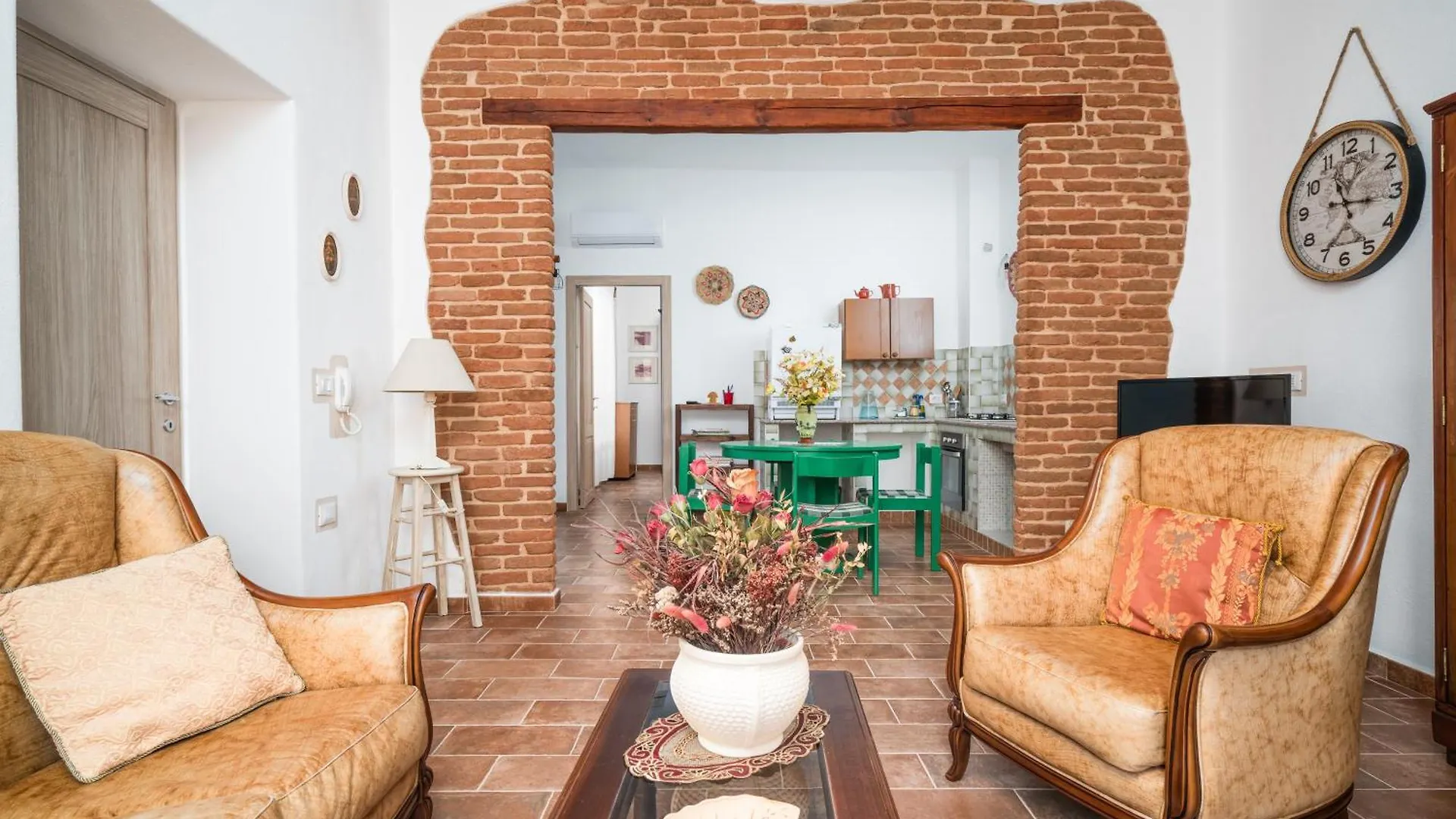 Casa Murru & Sale contacts
